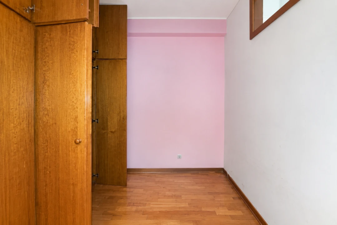 Apartamento T2 para Venda em Cidade da Maia Foto 9