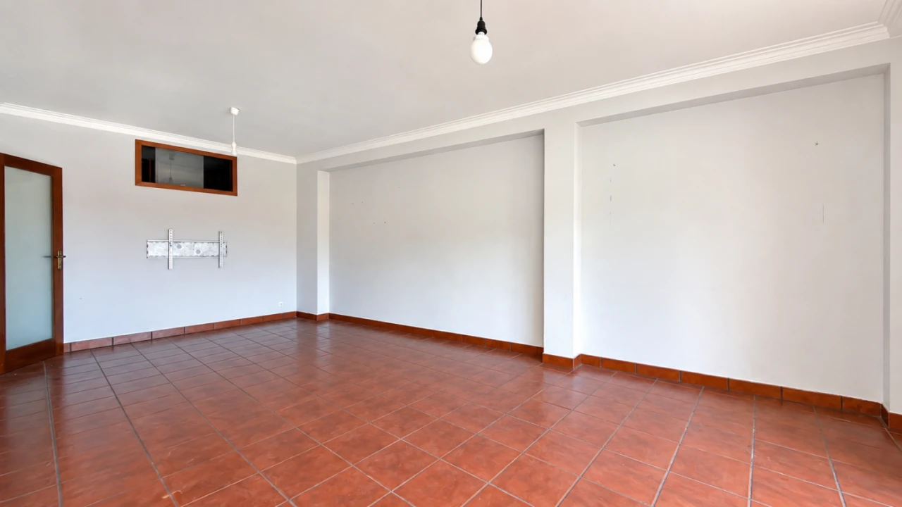 Apartamento T2 para Venda em Cidade da Maia Foto 5