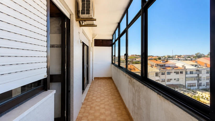 Apartamento T2 para Venda em Cidade da Maia Foto 3