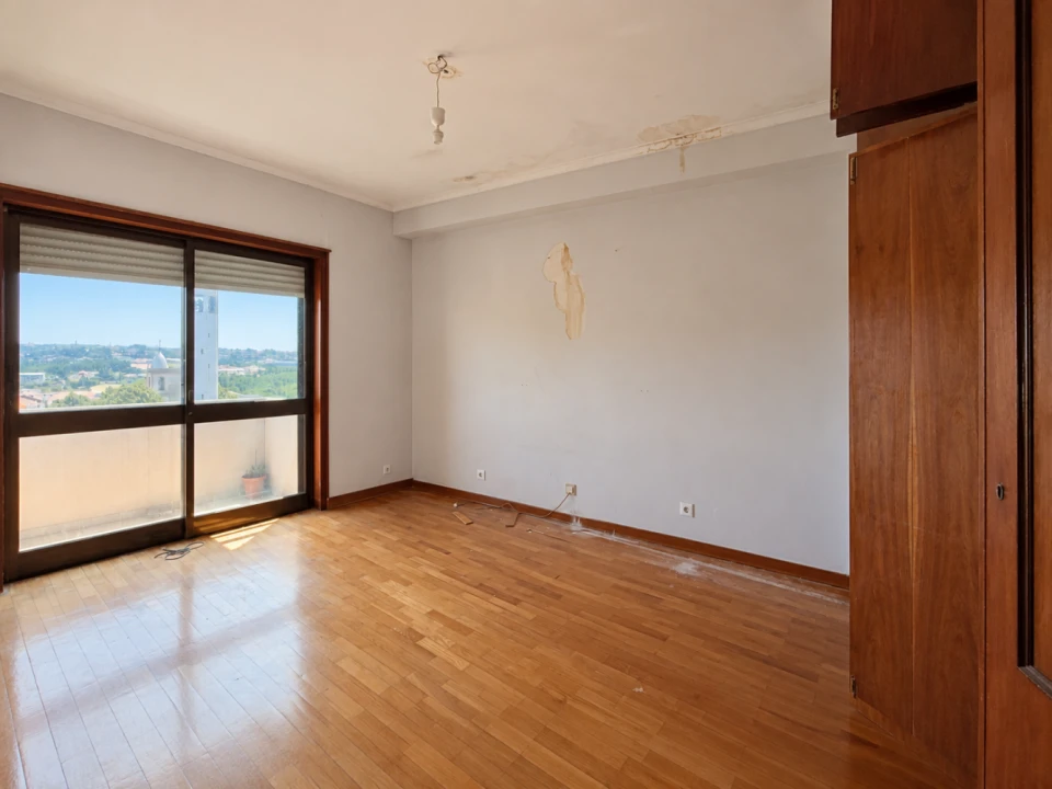 Apartamento T2 para Venda em Cidade da Maia Foto 12