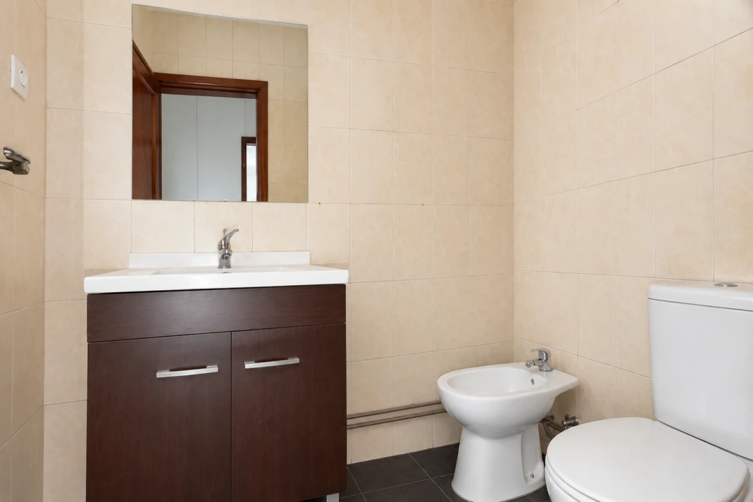 Apartamento T2 para Venda em Cidade da Maia Foto 11