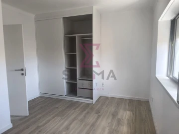Moradia T2 para Venda em Bombarral e Vale Covo