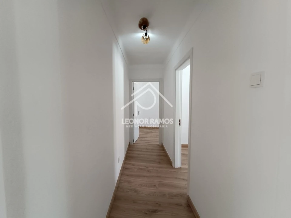 Moradia T3 para Venda em Tinalhas Foto 10