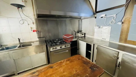 Loja para Arrendamento em Povoa de Lanhoso (N. Senhora do Amparo)
