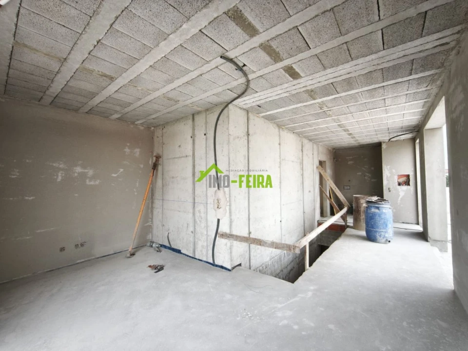 Apartamento T3 para Venda em Santa Maria da Feira, Travanca, Sanfins e Espargo Foto 5