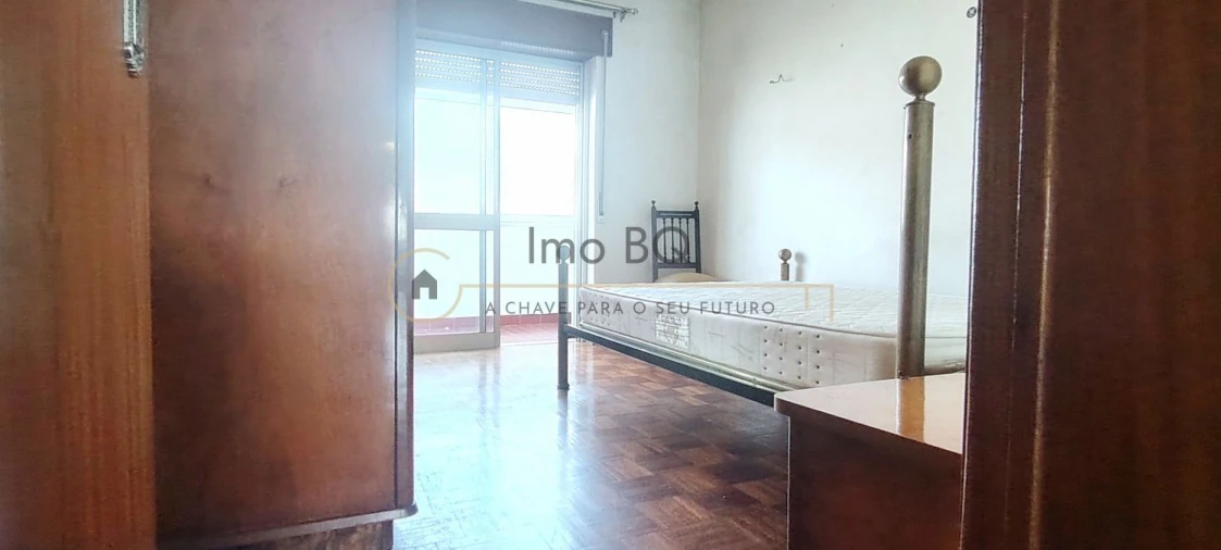 Apartamento T2 para Venda em Azambuja Foto 13