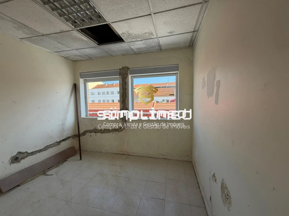 Apartamento T2 para Venda em Baixa da Banheira e Vale da Amoreira Foto 11