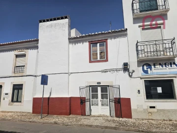 Moradia T3 para Venda em Borba (Matriz)