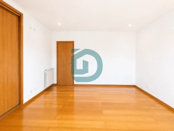Apartamento T3 para Venda em Arvore
