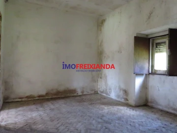Moradia T2 para Venda em São João Baptista e Santa Maria dos Olivais