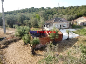 Moradia T2 para Venda em São João Baptista e Santa Maria dos Olivais