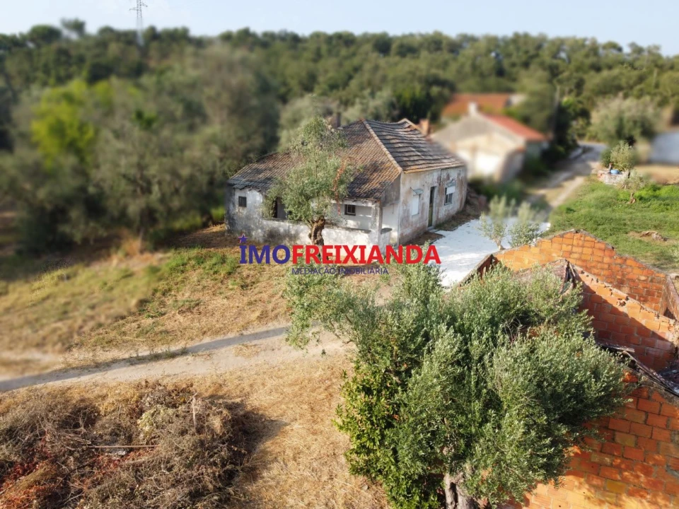 Moradia T2 para Venda em São João Baptista e Santa Maria dos Olivais Foto 5