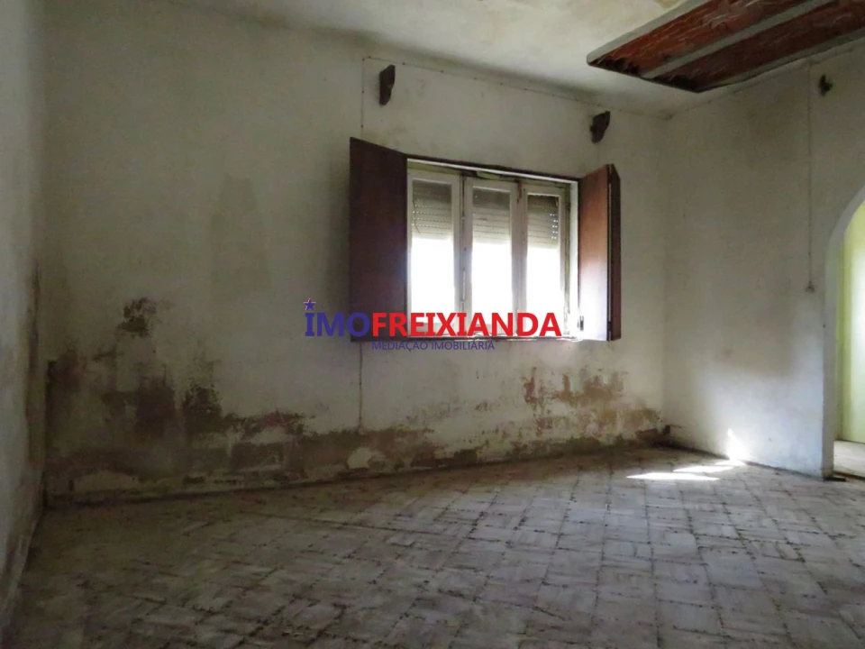 Moradia T2 para Venda em São João Baptista e Santa Maria dos Olivais Foto 10