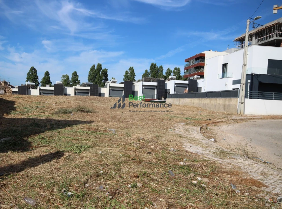 Terreno para Venda em Alverca do Ribatejo e Sobralinho Foto 5