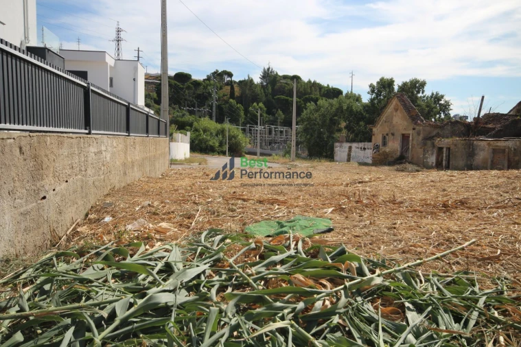 Terreno para Venda em Alverca do Ribatejo e Sobralinho Foto 3