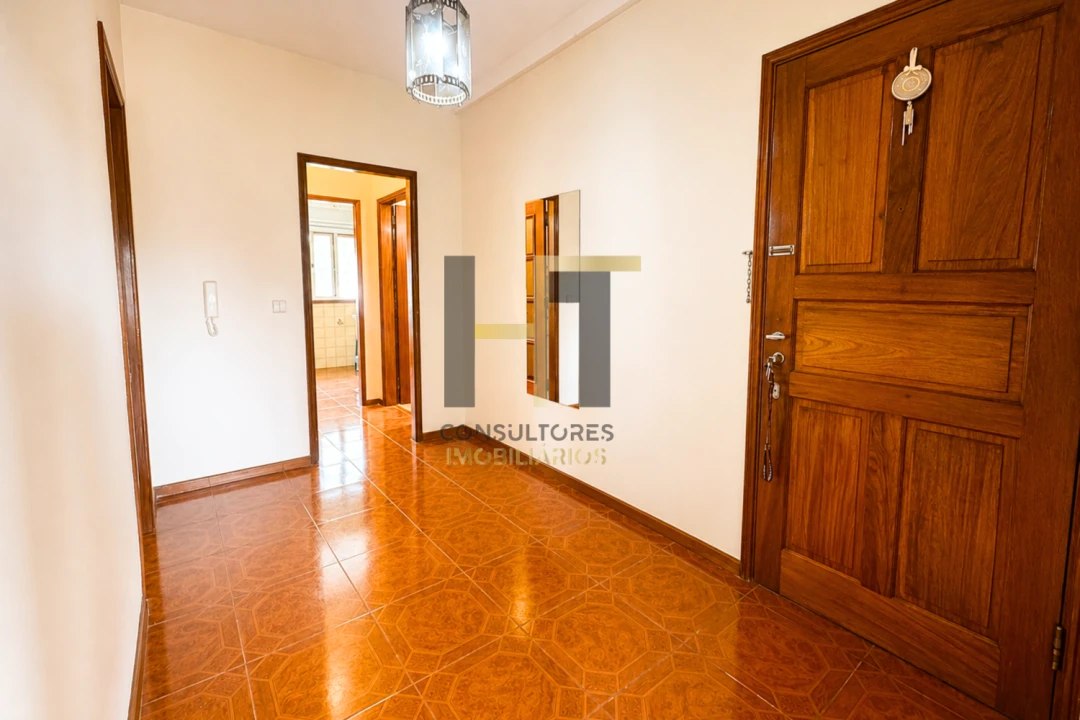 Apartamento T3 para Venda em Castêlo da Maia Foto 10