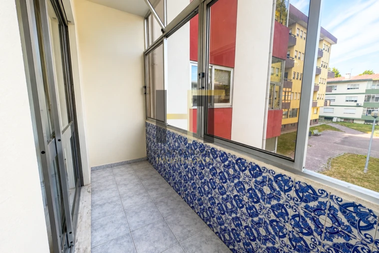 Apartamento T3 para Venda em Castêlo da Maia Foto 7