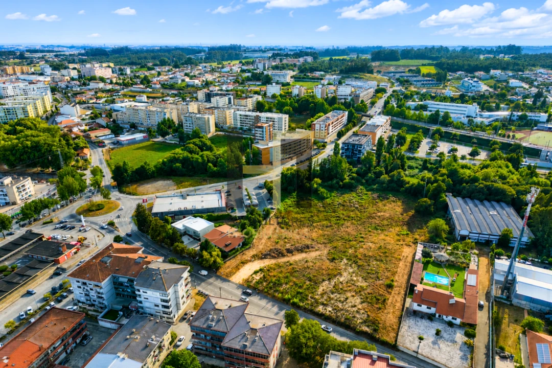 Apartamento T3 para Venda em Castêlo da Maia Foto 29