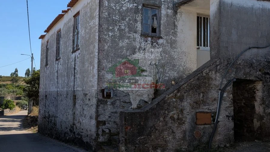 Moradia T2 para Venda em Cumeada e Marmeleiro