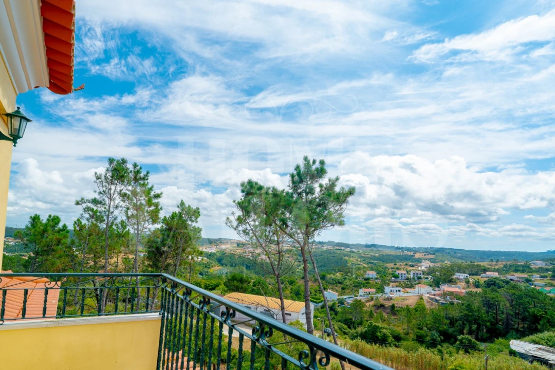 Moradia T5 para Venda em Santo Isidoro Foto 23