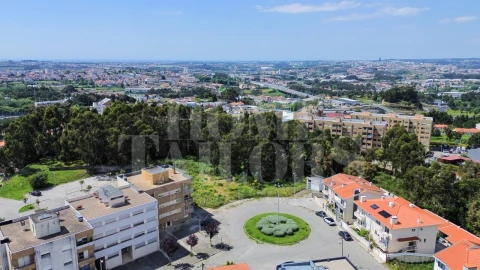 Apartamento T2 para Venda em Pedrouços