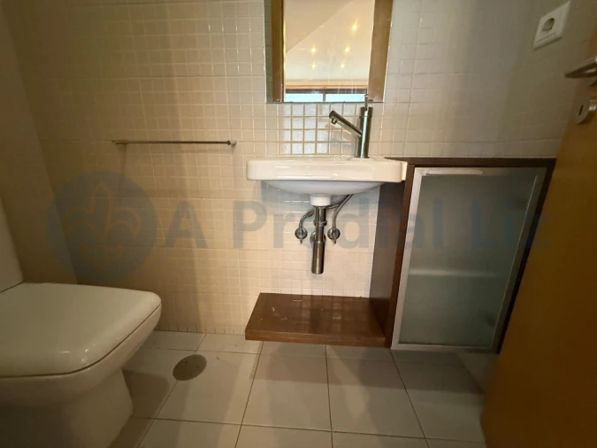 Moradia T3 para Venda em Arcozelo Foto 16