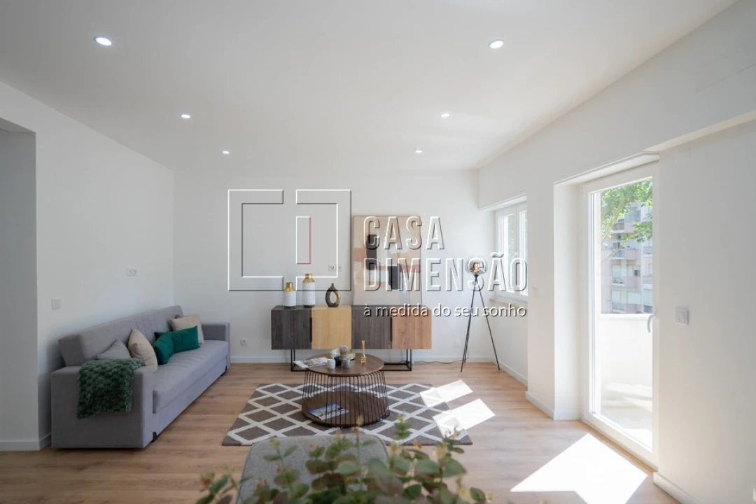 Apartamento T3 para Venda em Benfica Foto 7