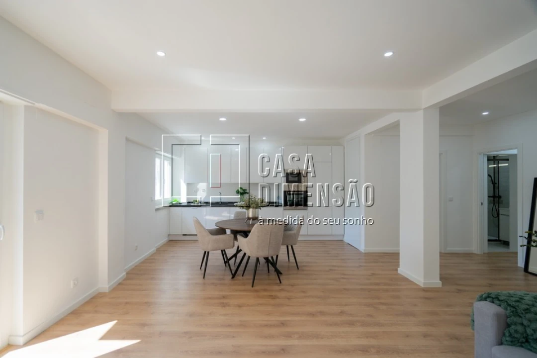 Apartamento T3 para Venda em Benfica Foto 11