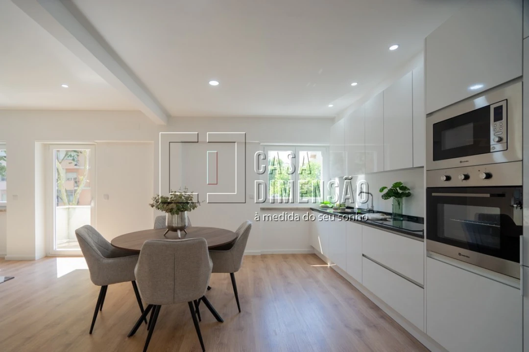 Apartamento T3 para Venda em Benfica Foto 17