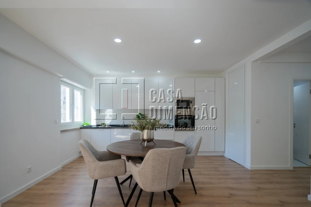 Apartamento T3 para Venda em Benfica Foto 22