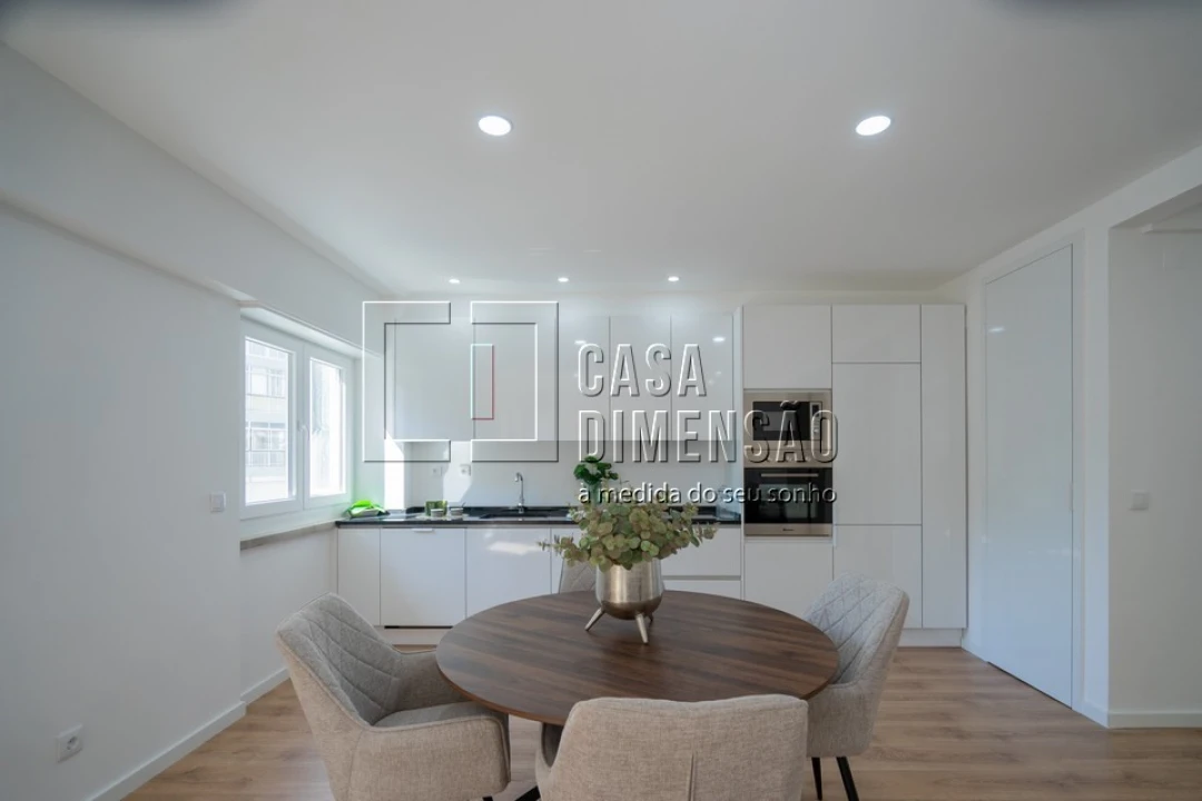 Apartamento T3 para Venda em Benfica Foto 23