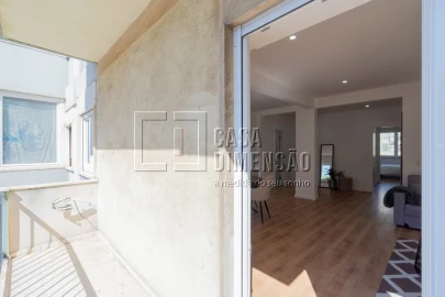 Apartamento T3 para Venda em Benfica