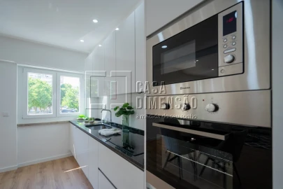 Apartamento T3 para Venda em Benfica