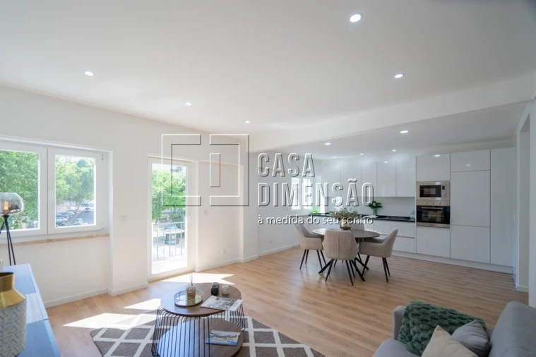 Apartamento T3 para Venda em Benfica Foto 12