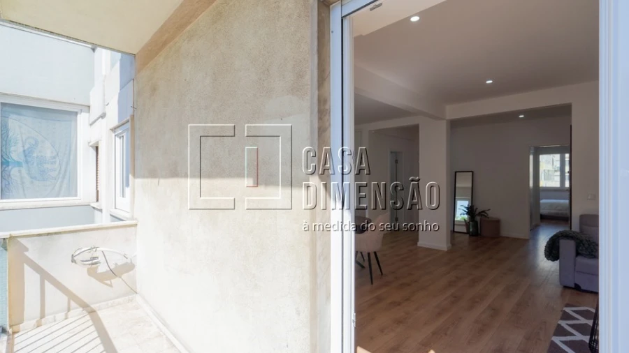 Apartamento T3 para Venda em Benfica