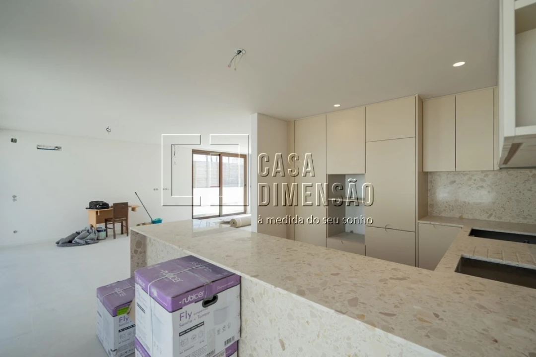 Moradia T3 para Venda em Charneca de Caparica e Sobreda Foto 16