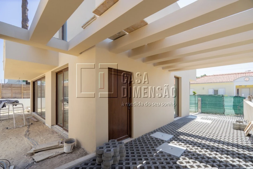 Moradia T3 para Venda em Charneca de Caparica e Sobreda Foto 50