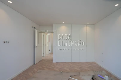 Moradia T3 para Venda em Charneca de Caparica e Sobreda