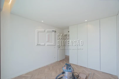 Moradia T3 para Venda em Charneca de Caparica e Sobreda