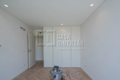 Moradia T3 para Venda em Charneca de Caparica e Sobreda