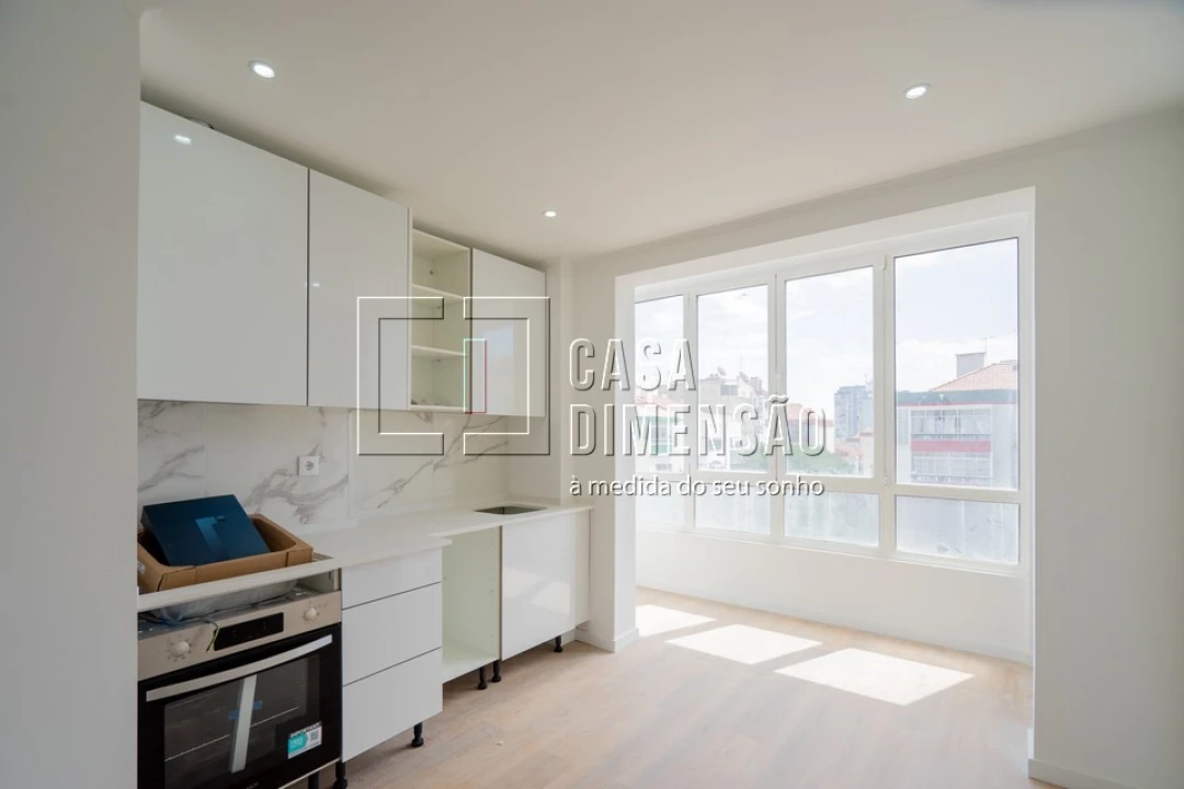 Apartamento T1 para Venda em Águas Livres Foto 1