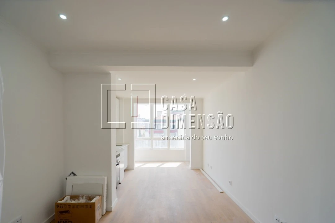 Apartamento T1 para Venda em Águas Livres Foto 3
