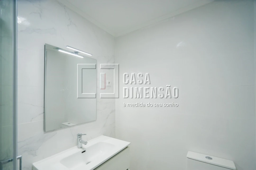 Apartamento T1 para Venda em Águas Livres Foto 13