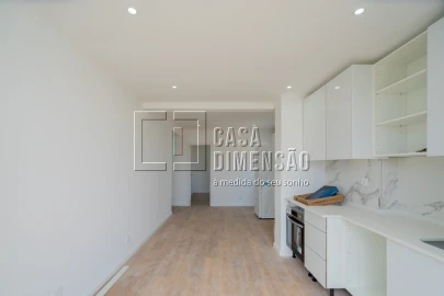 Apartamento T1 para Venda em Águas Livres