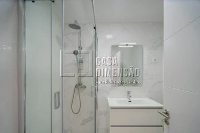 Apartamento T1 para Venda em Águas Livres