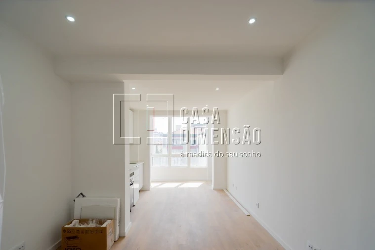 Apartamento T1 para Venda em Águas Livres Foto 3