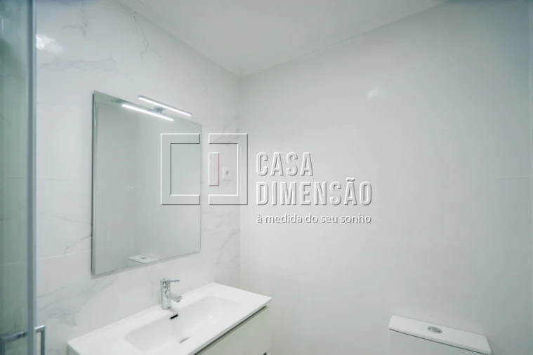 Apartamento T1 para Venda em Águas Livres Foto 13