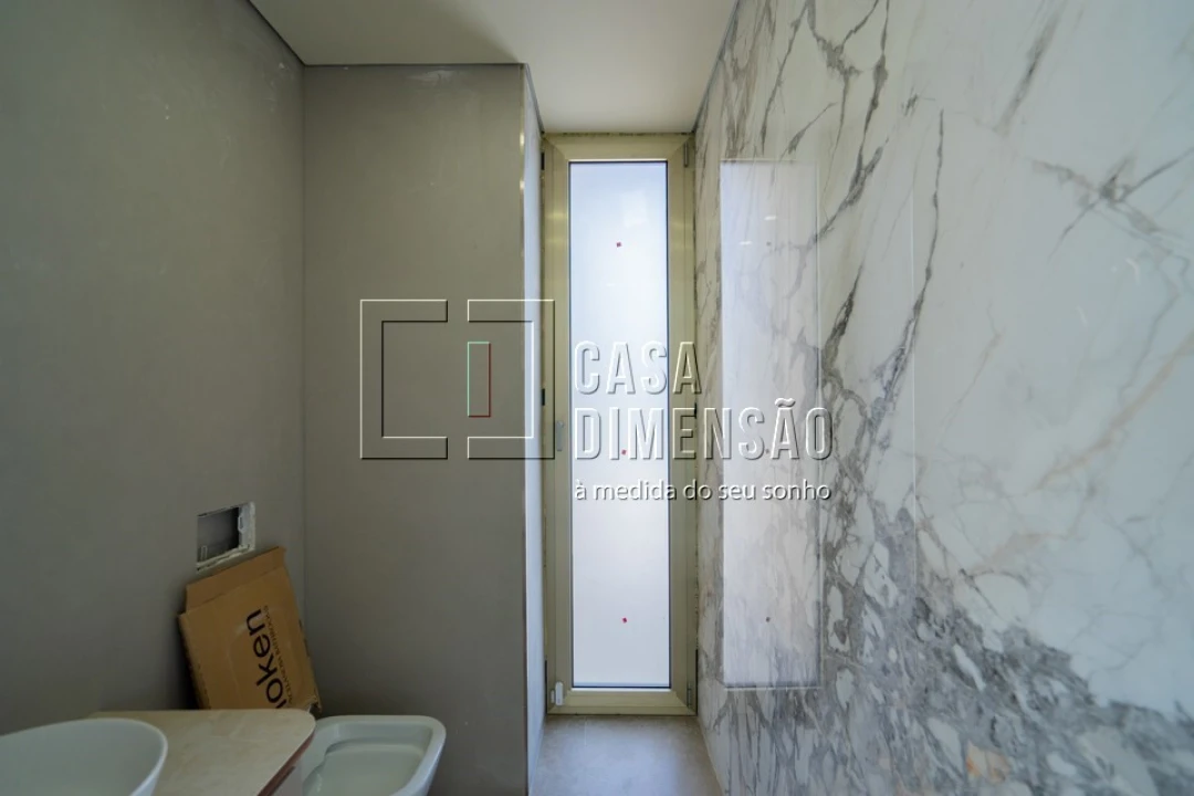 Moradia T4 para Venda em Charneca de Caparica e Sobreda Foto 26