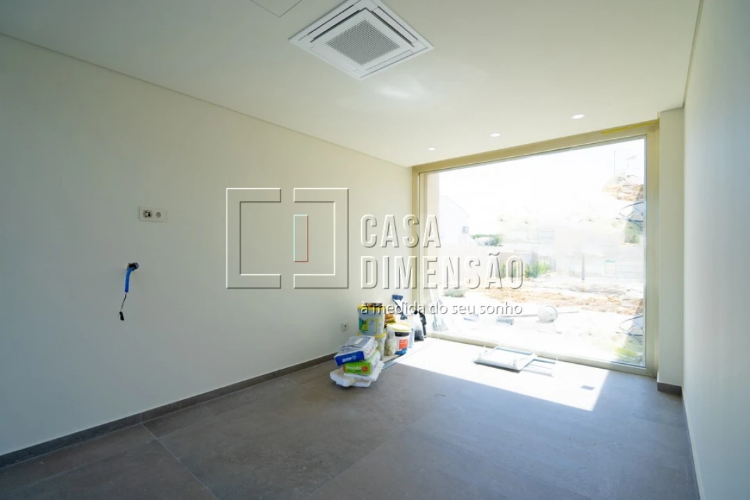 Moradia T4 para Venda em Charneca de Caparica e Sobreda Foto 27