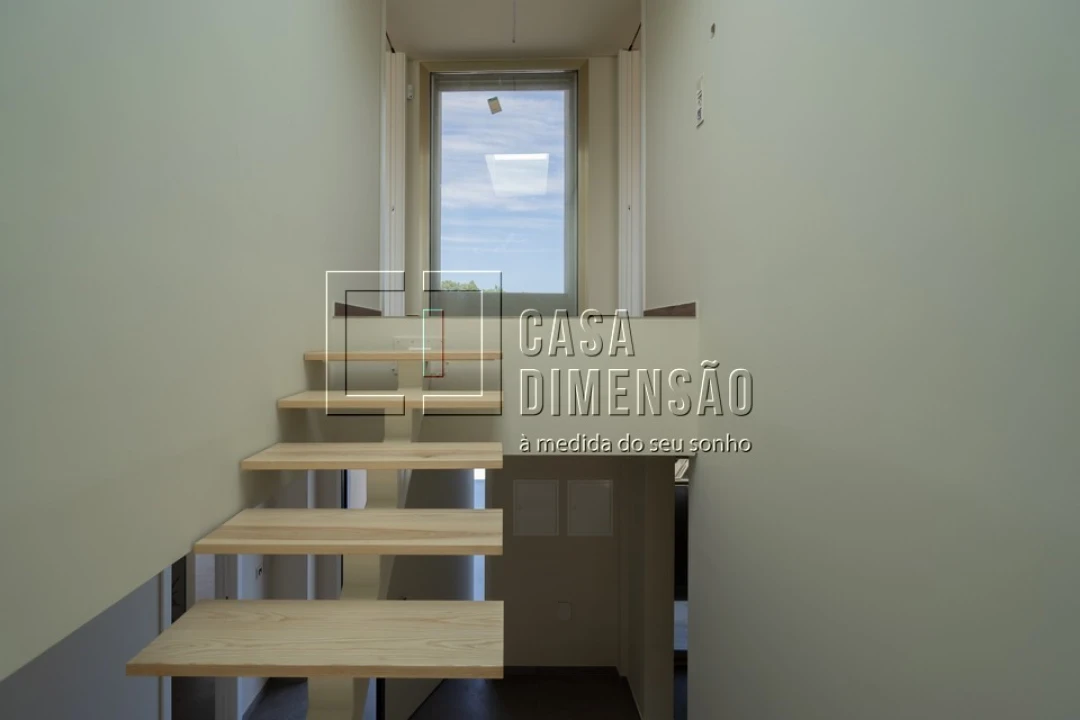 Moradia T4 para Venda em Charneca de Caparica e Sobreda Foto 40